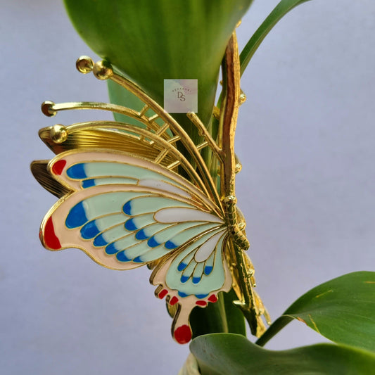 Butterfly metal claw butterfly