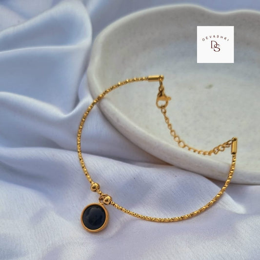 Black Onyx Wire Charm Bracelet