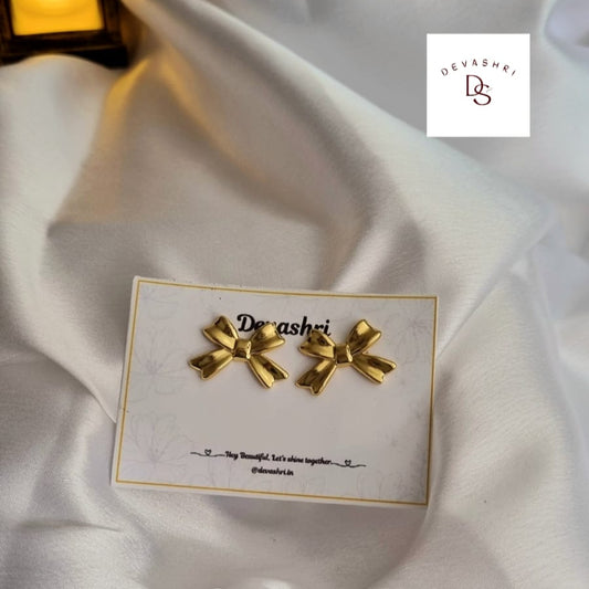 Taffy Bow Stud Earring