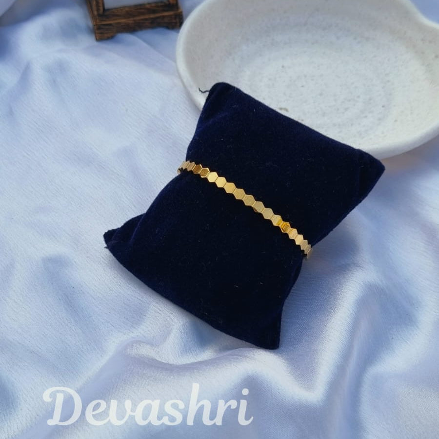 Modern Mosaic Kada