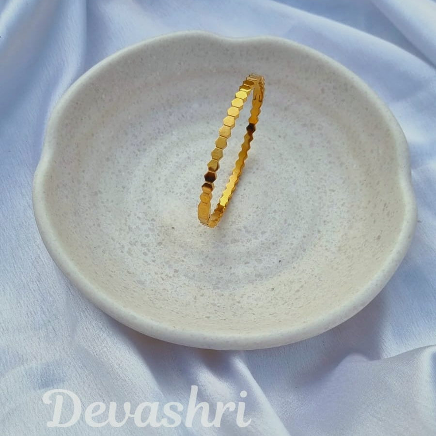 Modern Mosaic Kada