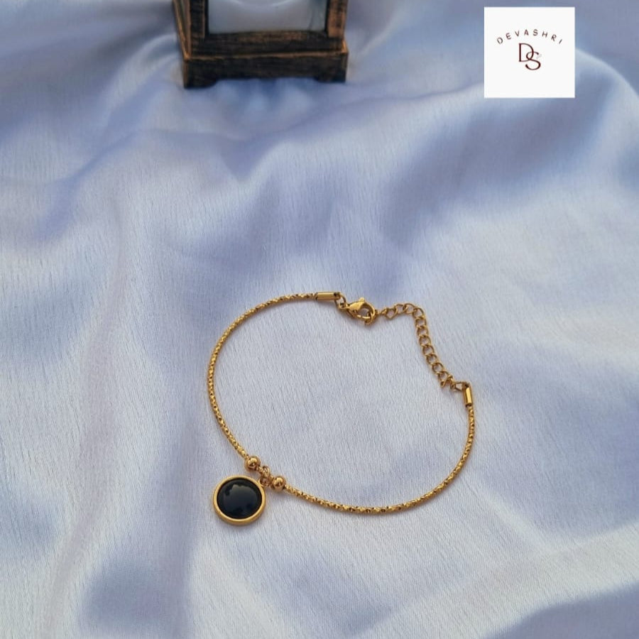 Black Onyx Wire Charm Bracelet