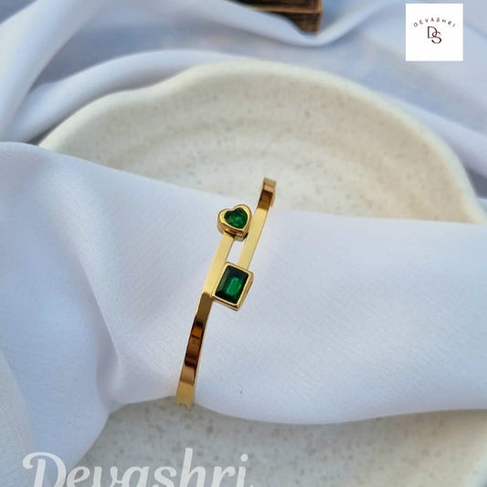 Mystic Green Gem Kada Bracelet