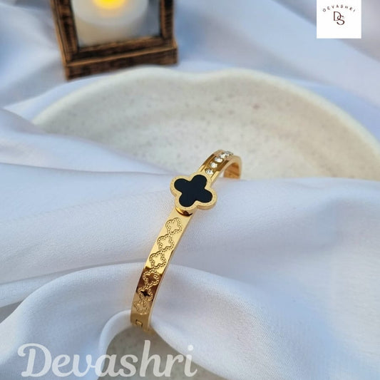 Asta's Legacy Kada Bracelet