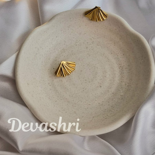 Seashells Keeper Earrings