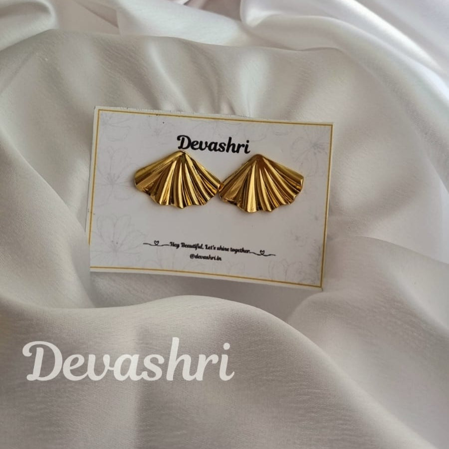 Seashells Keeper Earrings
