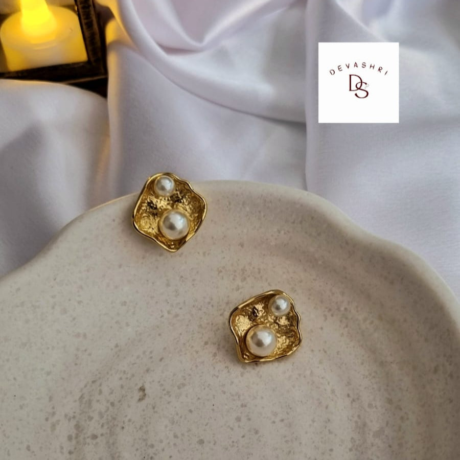Pearl Prism Earring