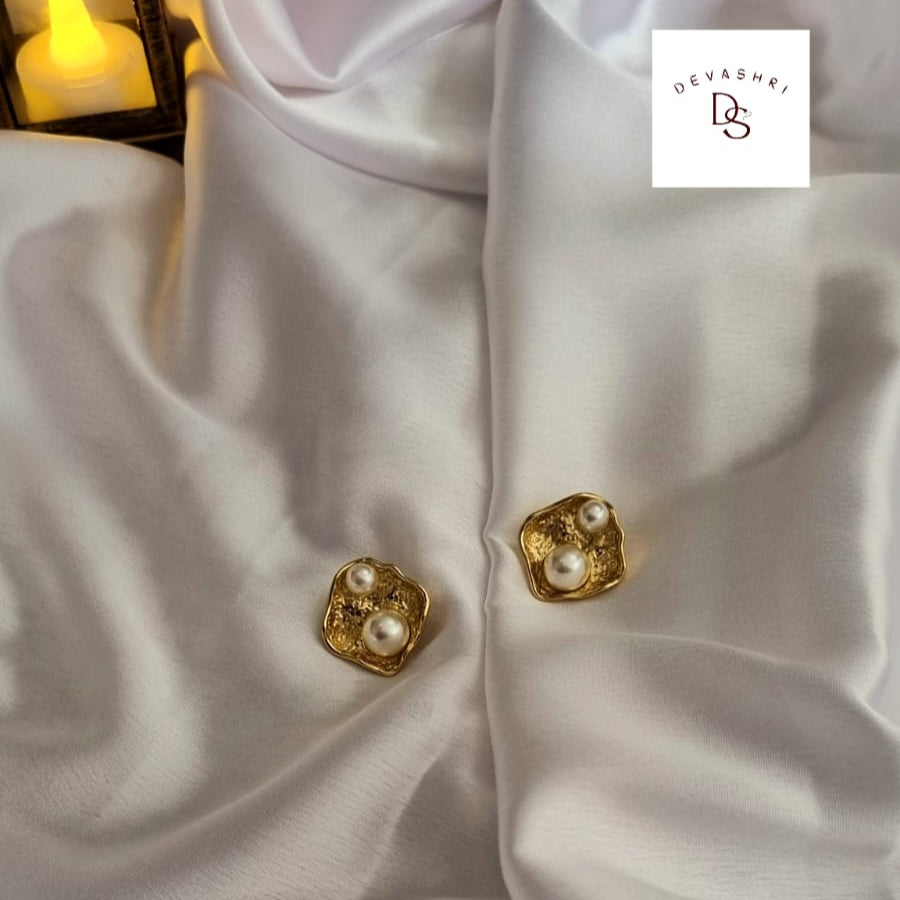 Pearl Prism Earring